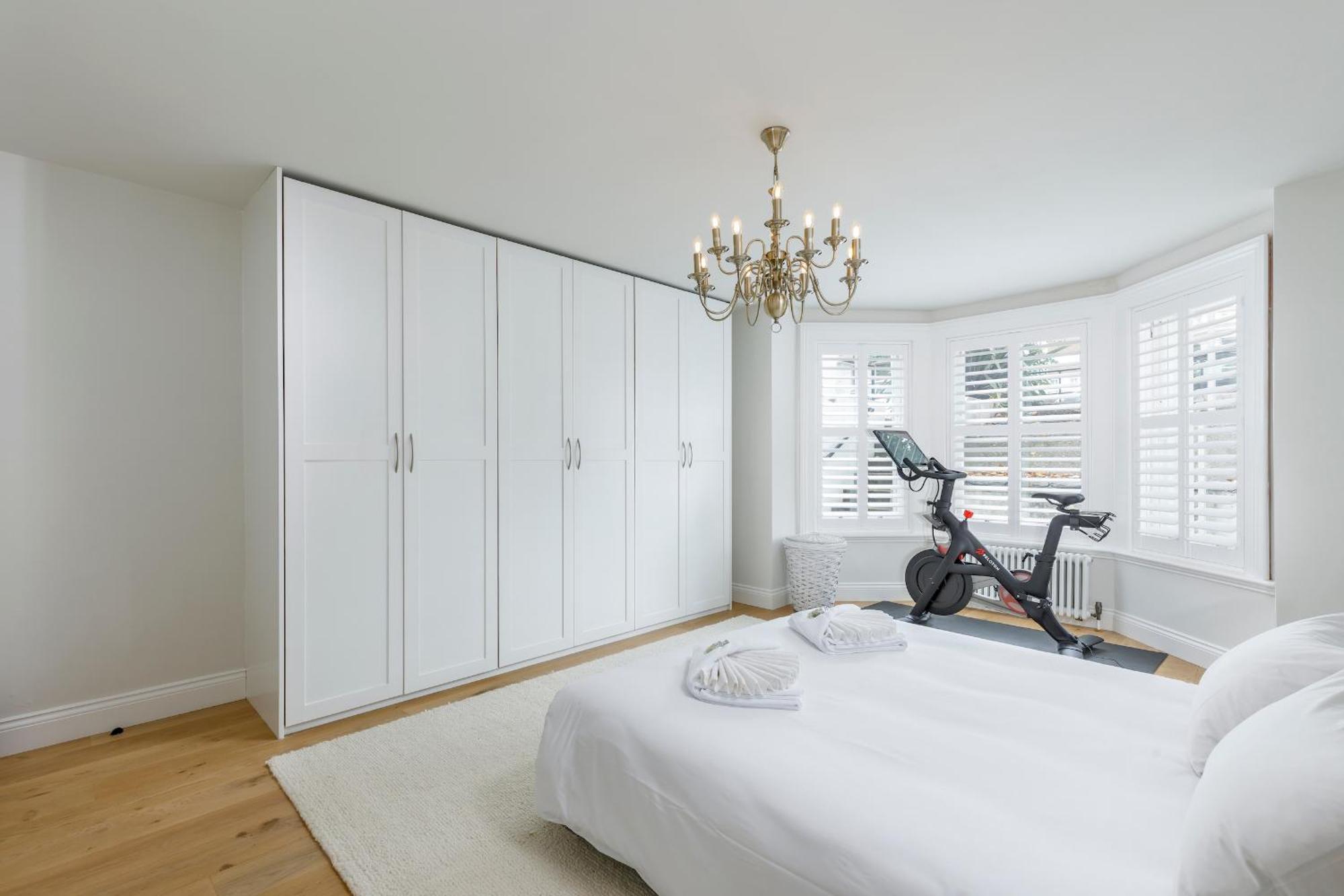 Spacious 2 Bedroom Apartment With Beautiful Garde Brighton Bagian luar foto