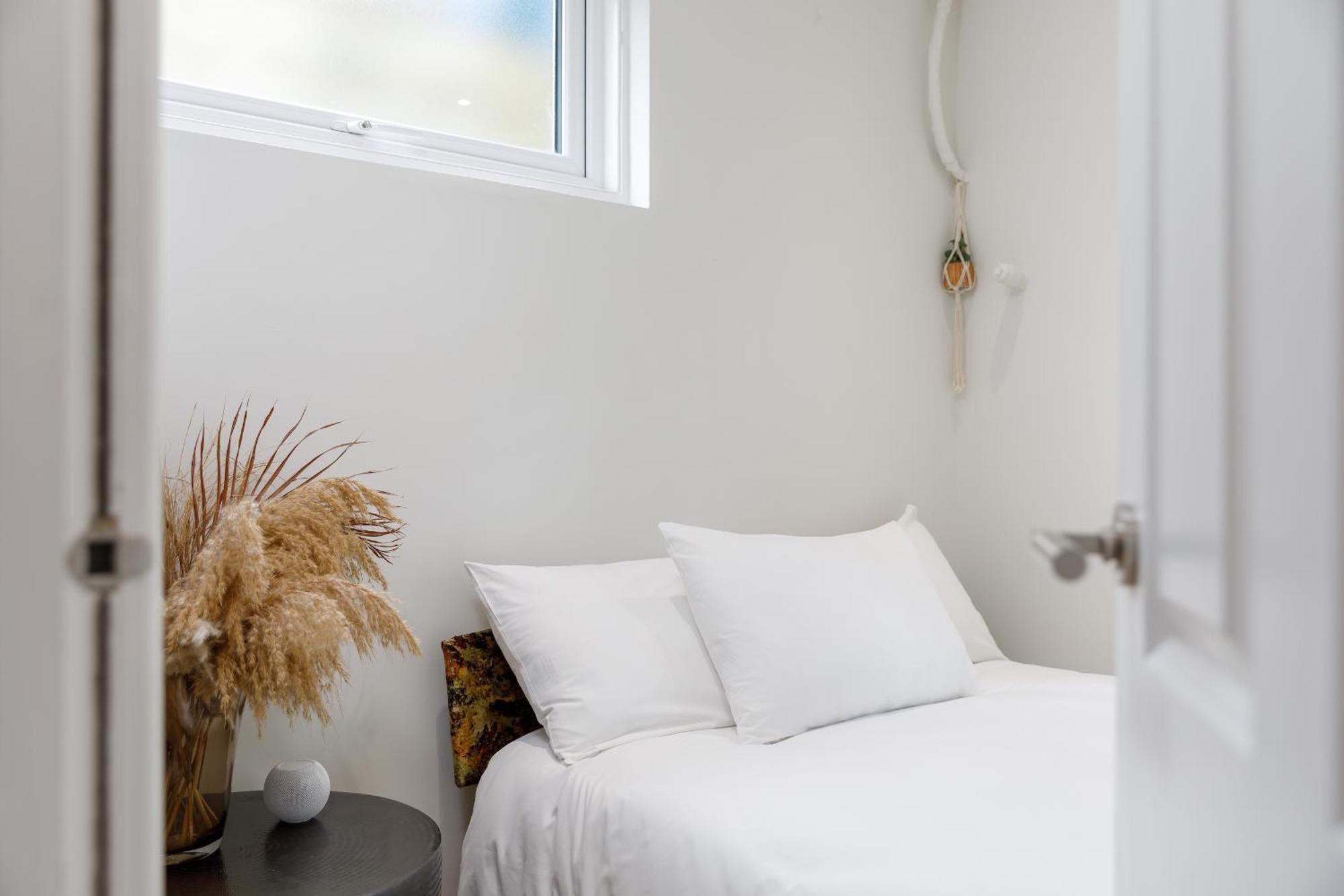 Spacious 2 Bedroom Apartment With Beautiful Garde Brighton Bagian luar foto